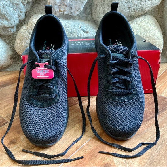 Skechers | Shoes | Nwot Skechers 